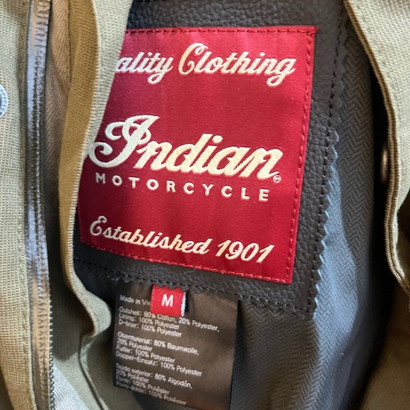 Green Performance Military Jacket with Sturdy Fabric - Picture 4 of 5